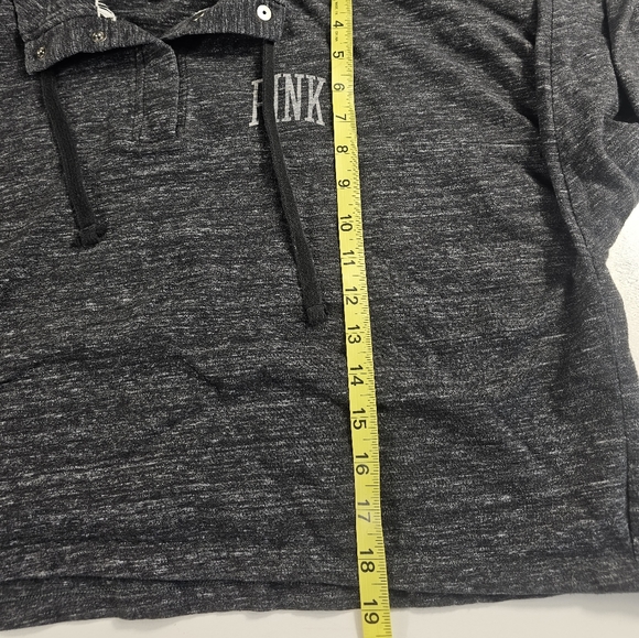 Victoria’s Secret PINK Grey Crop Top Size Large L Logo Long Sleeve EUC - Picture 6 of 8